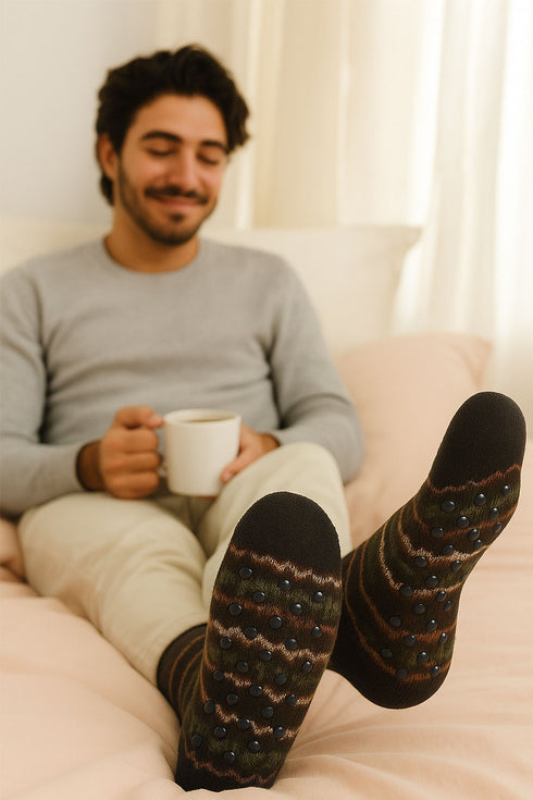 Men’s Winter Warm Gripper Socks – Colorful Knitted Patterned Cotton Socks