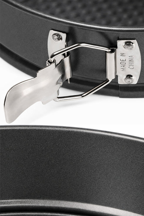 3 Piece Springform Cake Tin Set – Non-Stick Baking Pans