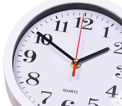 Classic Quartz Wall Clock – Silent Sweep, Easy-to-Read Numbers, Modern Round Design