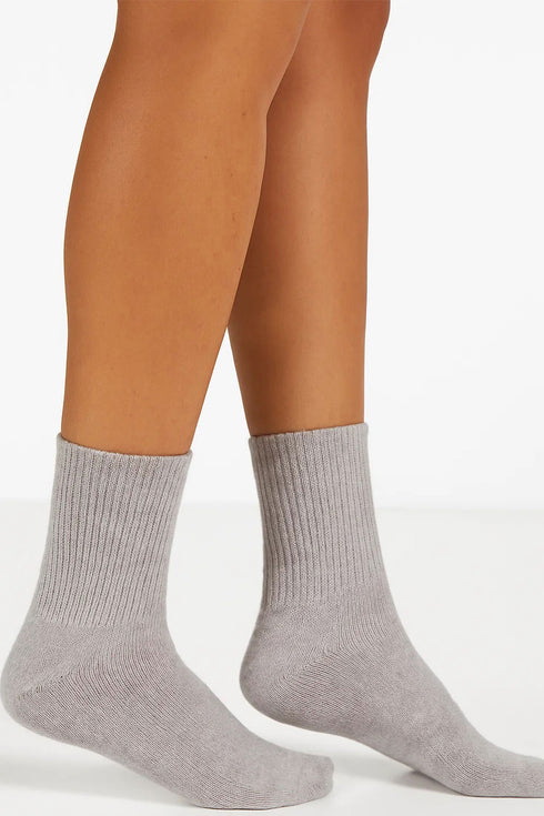 Women's Thermal Winter Socks (3 & 12 Pack) – Heat Insulated, Warm & Comfortable Crew Length Socks