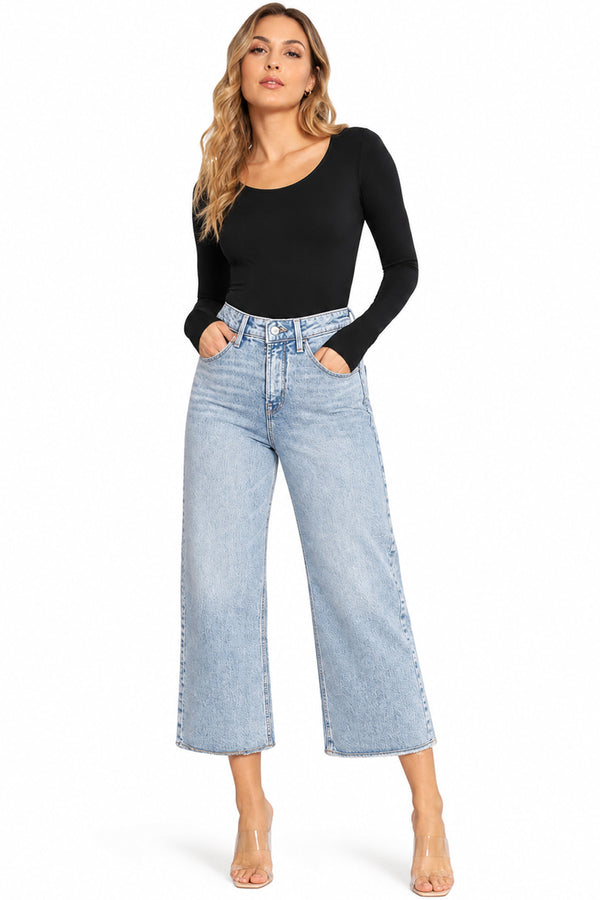 Women’s Light Wash High-Waisted Wide Leg Cropped Jeans